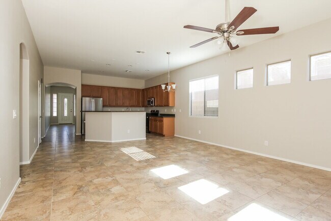 Foto del edificio - 22110 N 104th Ln