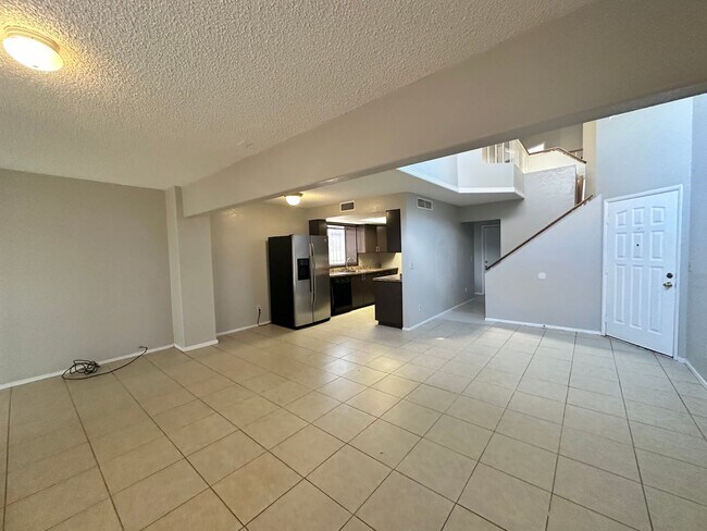 Building Photo - 3863 Rive Gauche St