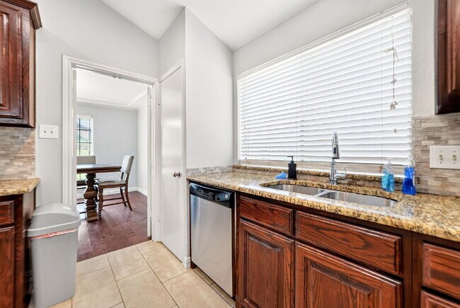 Foto del edificio - Beautiful Garland Home with Game Room & Scenic Views