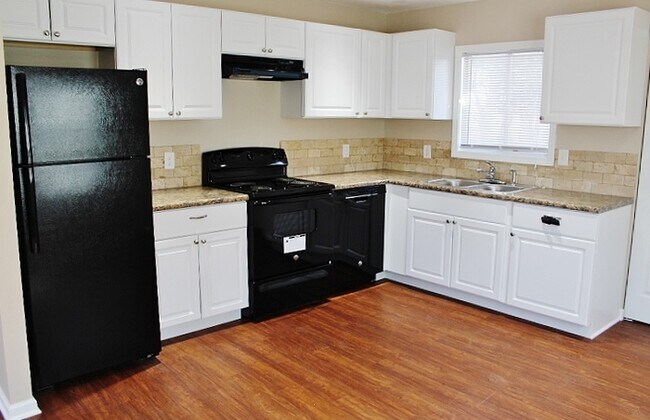 Foto del edificio - 3131 Thayer St