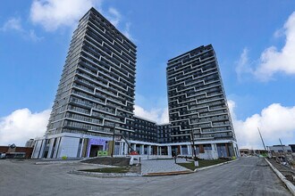 Building Photo - 9751 Markham Rd