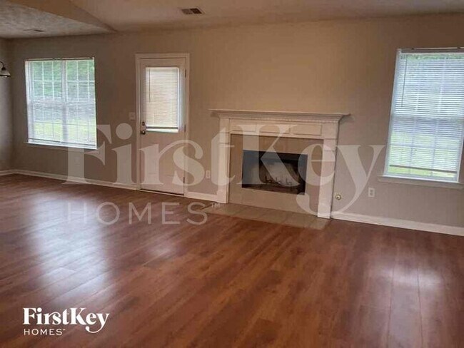 Building Photo - 170 Mills Creek Ln