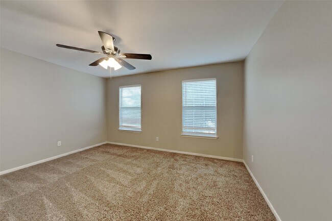 Foto del edificio - 7906 Buffalo View Ln