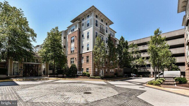 Building Photo - 9486 Virginia Center Blvd