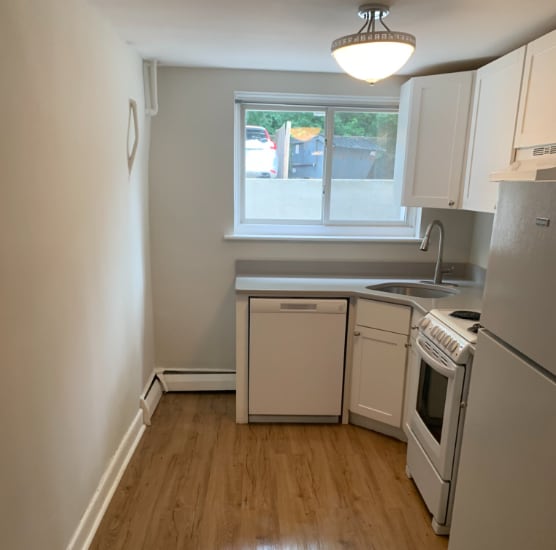 Primary Photo - 63 Selkirk Rd