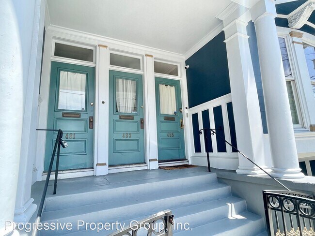 Foto del edificio - 3 br, 1 bath House - 483 Noe Street