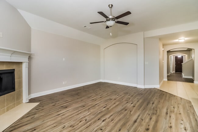 Foto del edificio - 236 Carson Dr