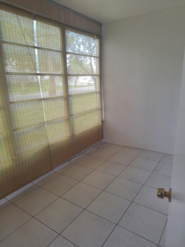 Foto del edificio - 5061 W Oakland Park Blvd