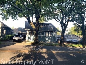 Building Photo - 5312 SE 92nd Ave
