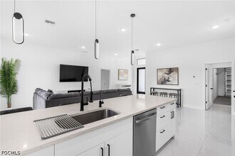 Building Photo - 2608 25th St W