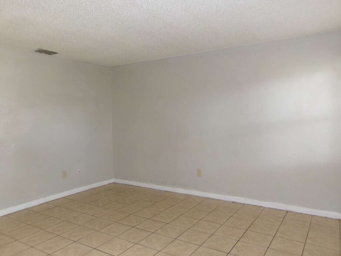 Foto principal - I bedroom Available in Auburndale