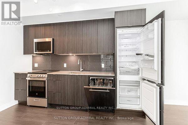 Building Photo - 4130 Parkside Village Dr