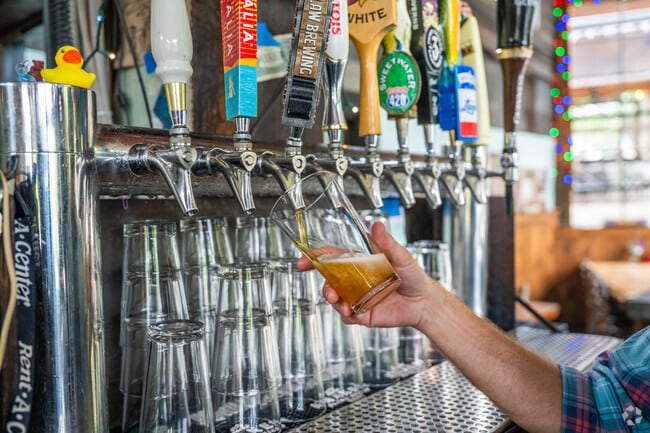 You can head to Bantam Pub for a cold glass of beer on tap in Old Fourth Ward.