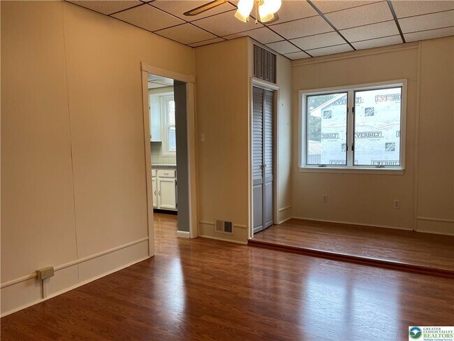 Building Photo - 2066 Grape St