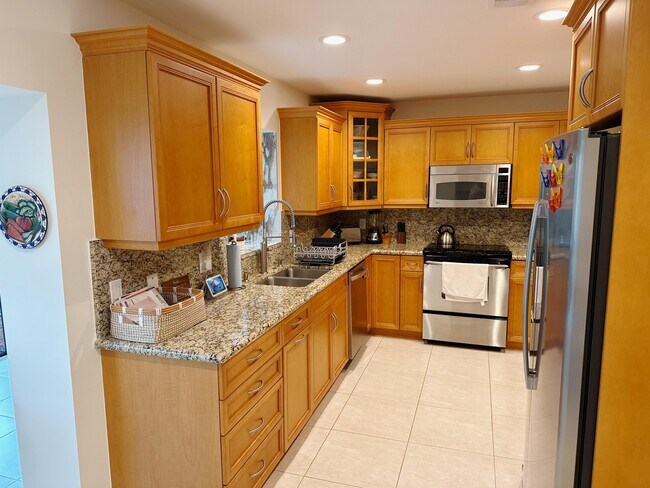 Foto del edificio - 21708 Tall Palm Cir