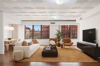 Building Photo - 64 Delancey St