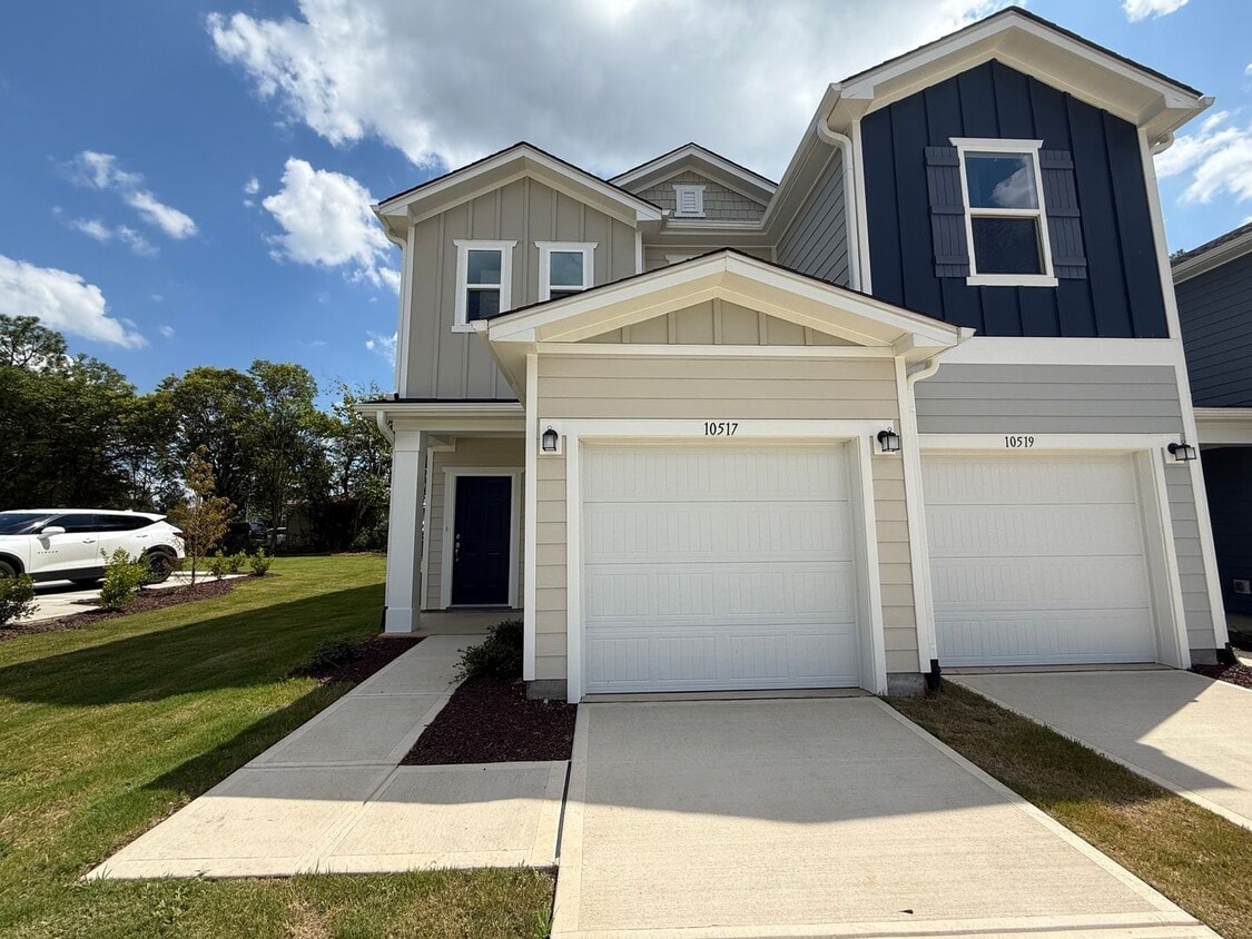 Primary Photo - Stunning New Construction 3BD, 2.5BA End U...