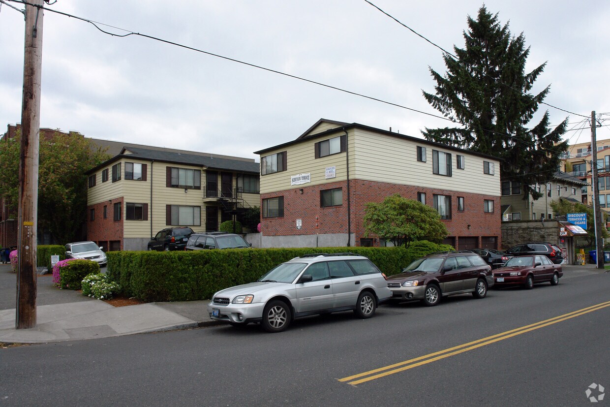 Primary Photo - Schuyler Terrace
