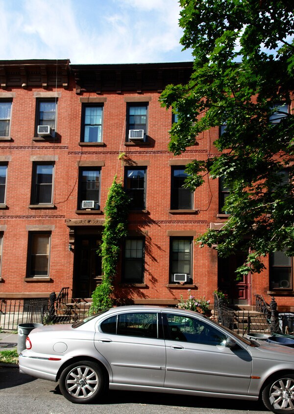 Foto del edificio - 378 13th St