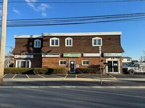 Building Photo - 242 Washington Ave