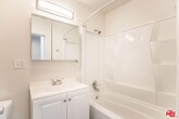 Foto principal - 12438 Woodgreen St