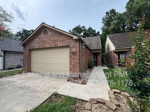 Building Photo - 120 Ambiance Cir