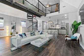 Building Photo - 52 Florida Ave