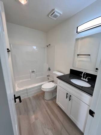 Foto del edificio - 2330 Grove Ave