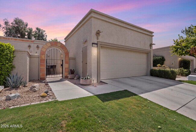 Foto del edificio - 8479 N 84th Pl
