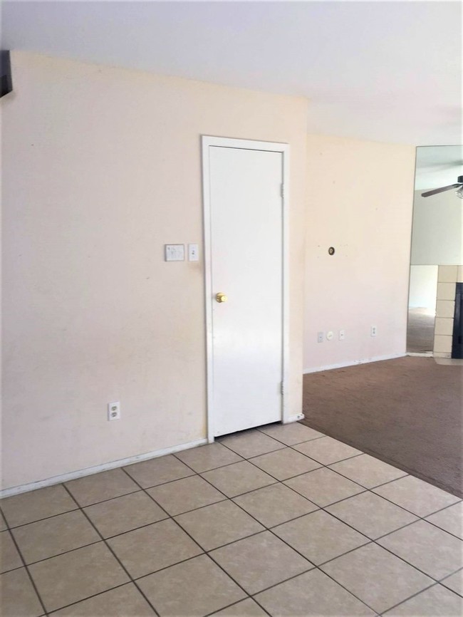 Building Photo - 12652 Windsor Village Drive