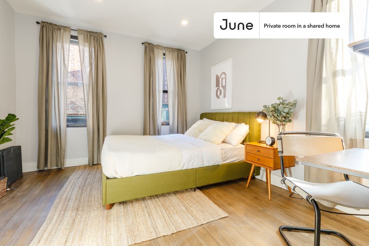 Room in Shared 4 bed/2 bath home - Room in Shared 4 bed/2 bath home