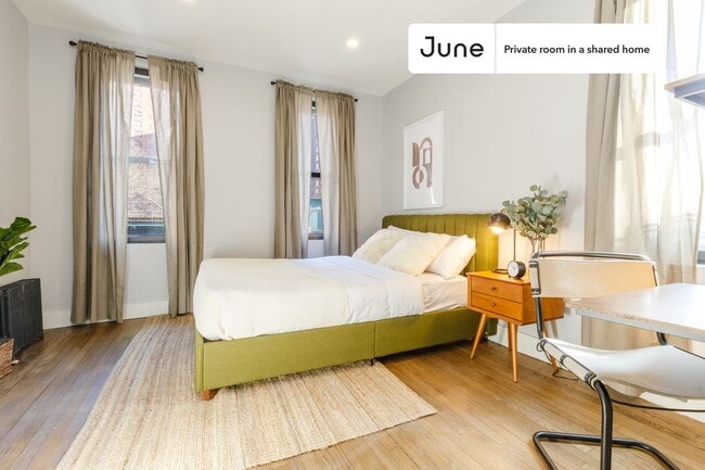Building Photo - Room in Shared 4 bed/2 bath home in Morningside Heights