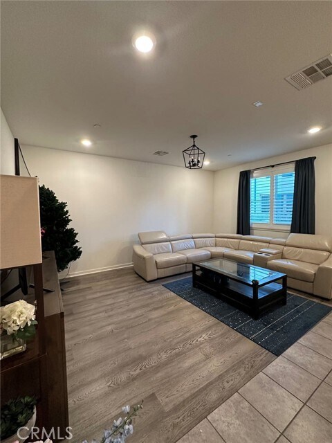 Building Photo - 161 Cadence