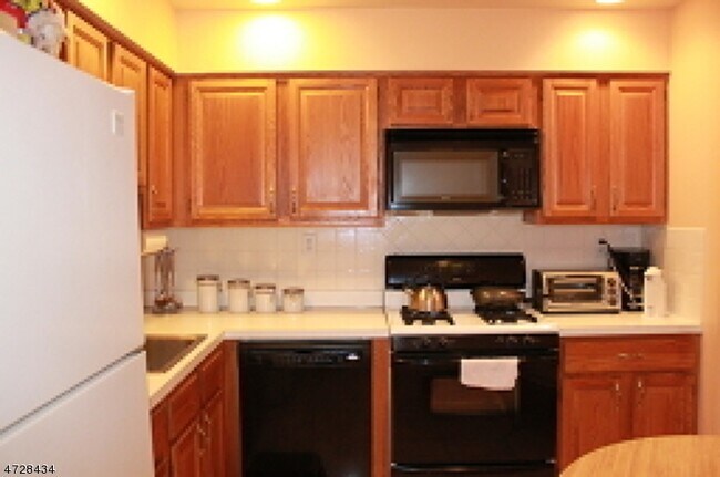 Foto del edificio - 68 Patriots Rd