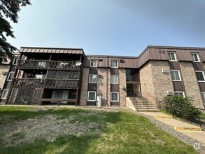 Building Photo - 4207 Lakeside Ave N