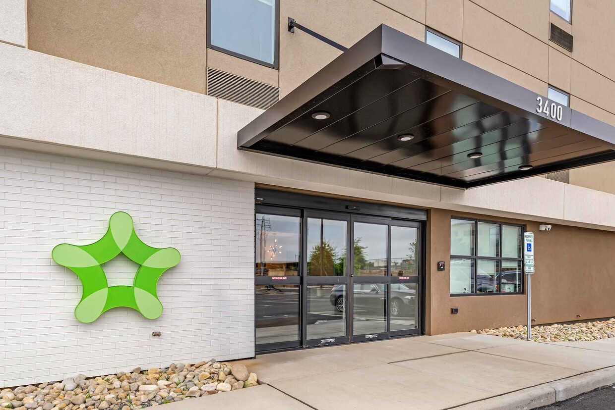 Primary Photo - Furnished Studio-Charlottesville