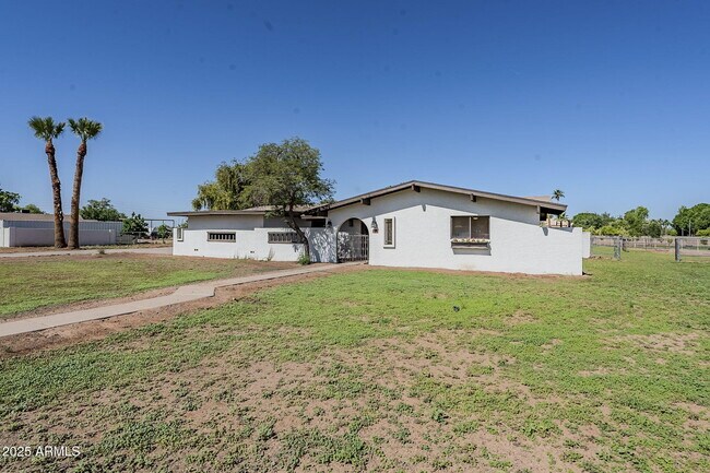 Foto del edificio - 834 N Constellation Way