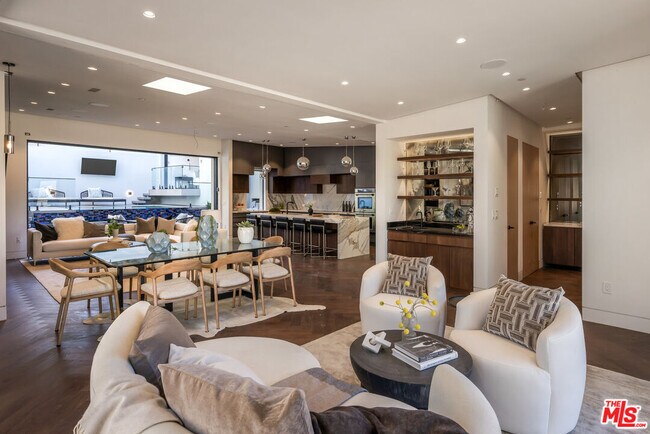 Foto del edificio - 3616 Cadman Dr