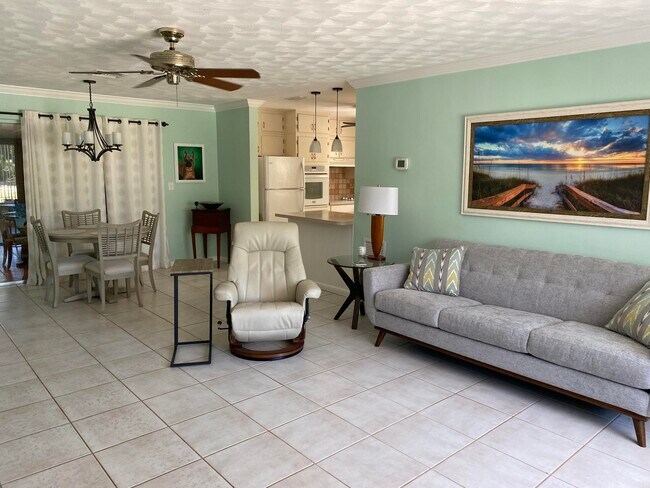 Building Photo - 508 Flotilla Rd
