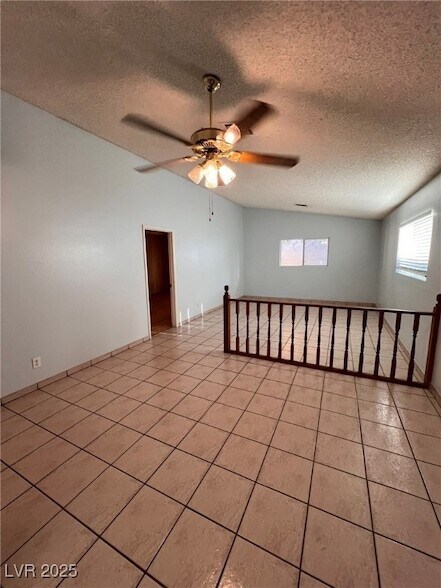 Building Photo - 8433 Lomack Ct