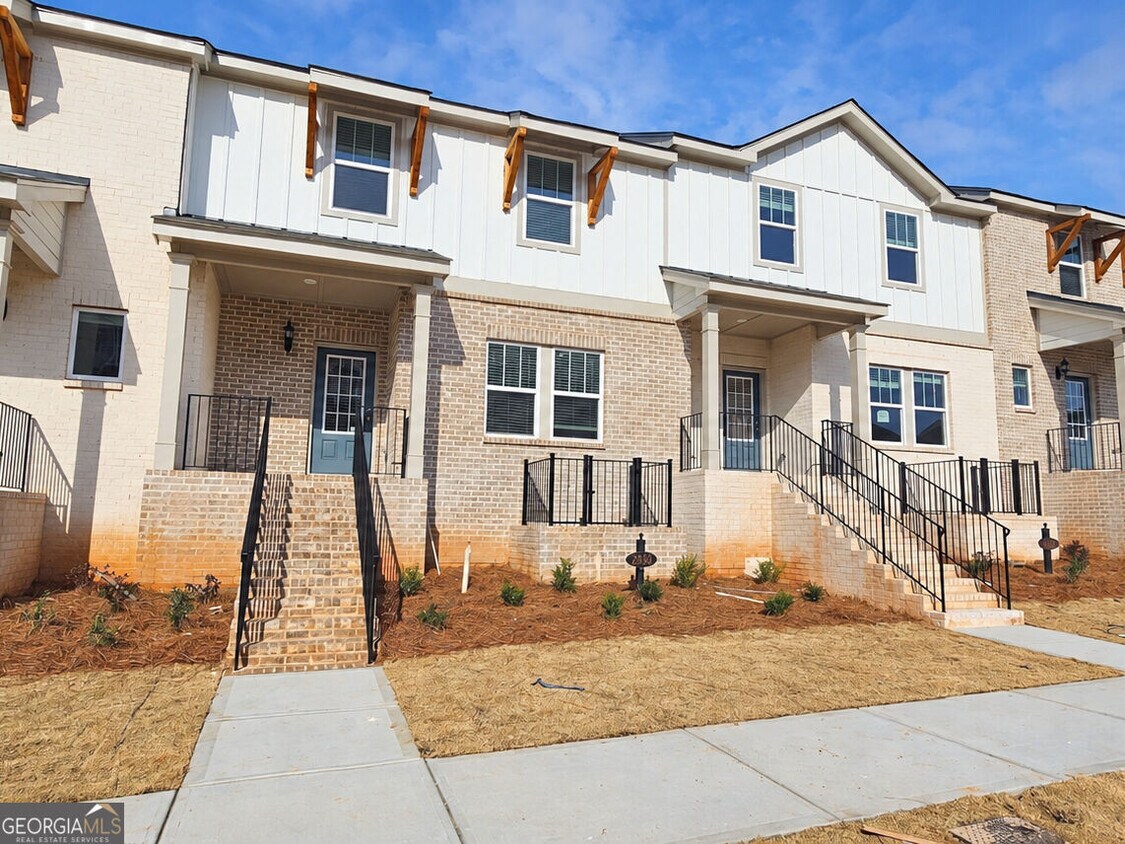 Photo - 2836 Devon Vale St (Lawrenceville, GA)
