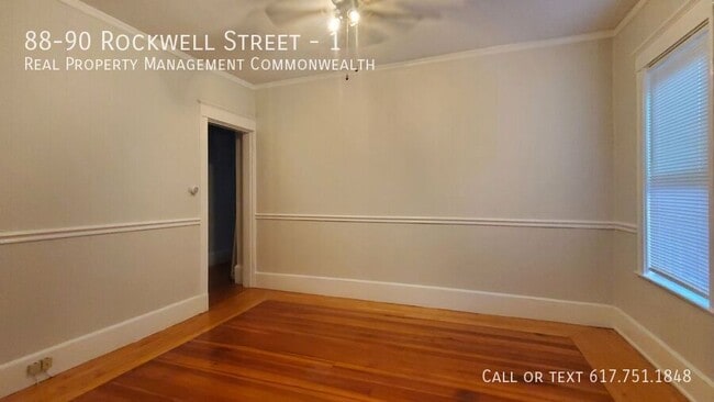 Foto del edificio - 88-90 Rockwell Street-1