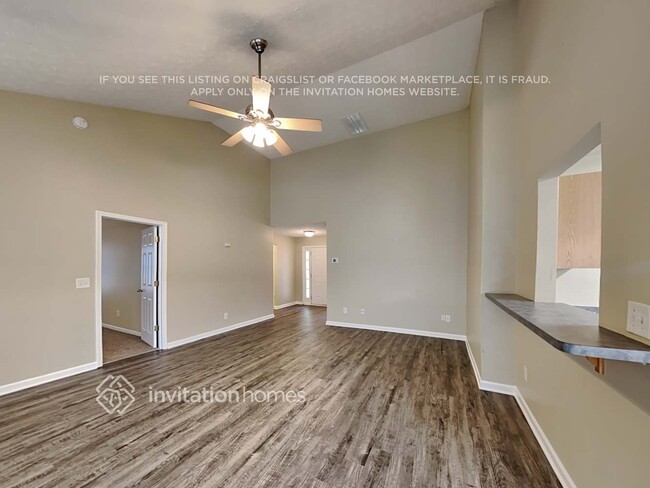 Foto del edificio - 121 Prescott Ct