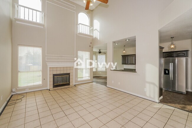 Foto del edificio - 706 Claridge Drive