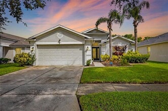 Building Photo - 12414 Cedarfield Dr