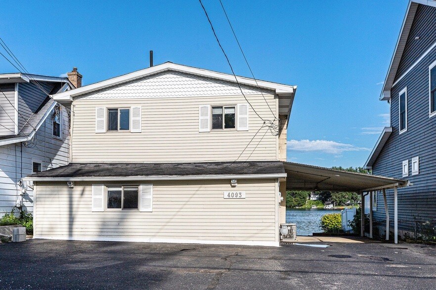 Foto principal - 4093 Donnely Rd