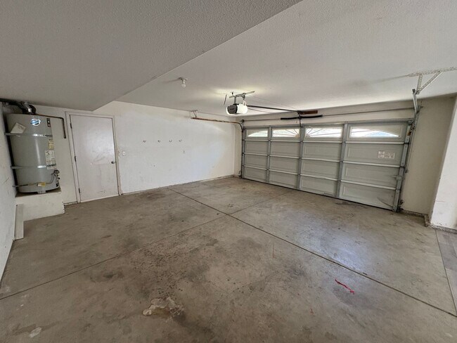 Building Photo - Beautiful 4 Bedroom coming soon!