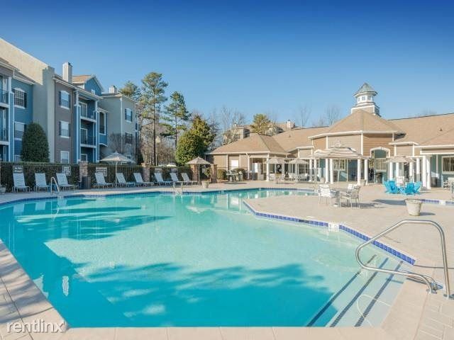 Foto principal - 326 Rosewood Park Ln