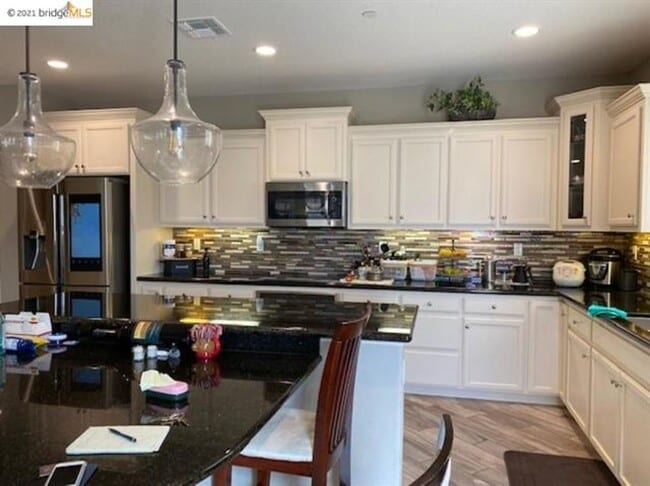 Building Photo - AMAZING RIO VISTA SINGLE STORY TRILOGY RENTAL WITH EVERY AMENITY POSSIBLE!