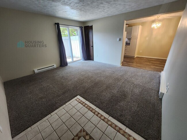 Foto del edificio - 8612 N Mayfair St